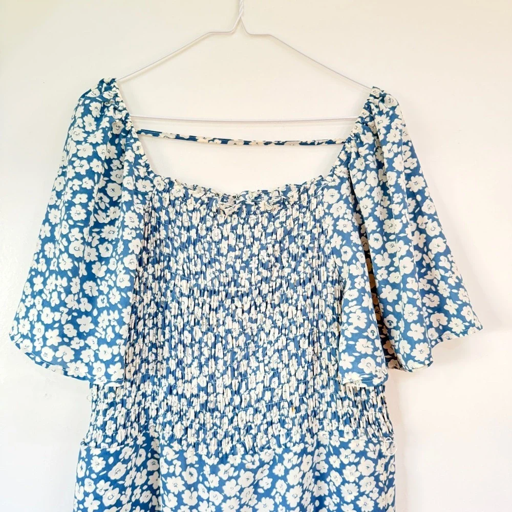 New BALTIC BORN Kendall Floral Jumpsuit Smocked Bloomcore Wide Leg - Picture 3 of 6